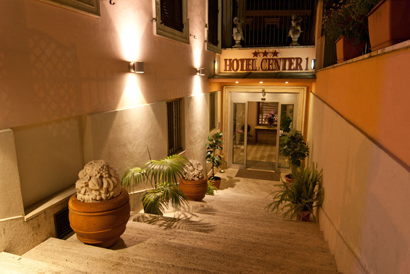 Hotel Center 2 Rome Exterior photo